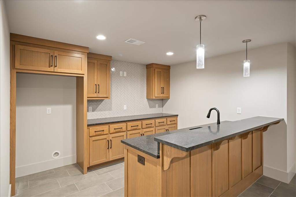 2705 W 74th Street Property Photo 51