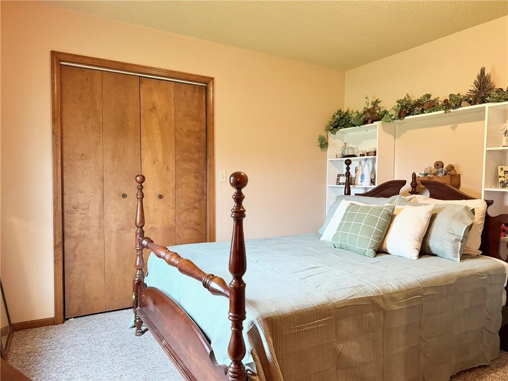 1213 Ne J Highway Property Photo 23