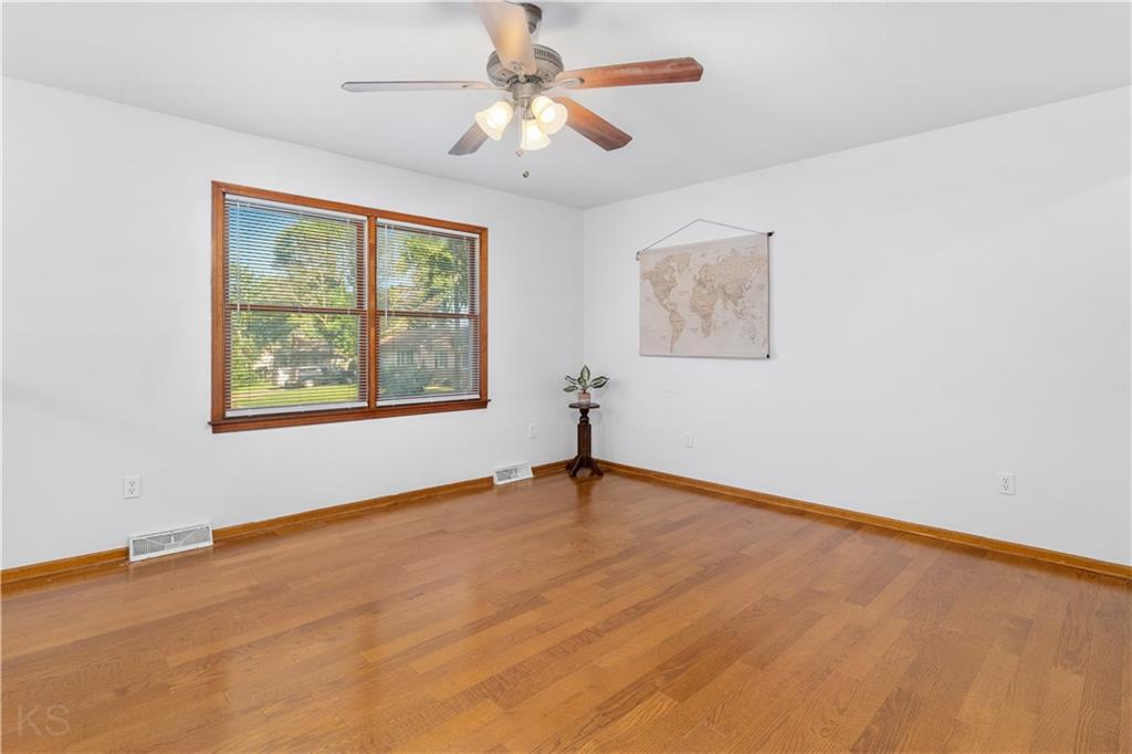 1205 S 9th Street Property Photo 3