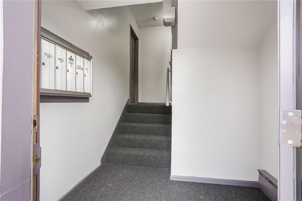 2408 E 29th Street Property Photo 3