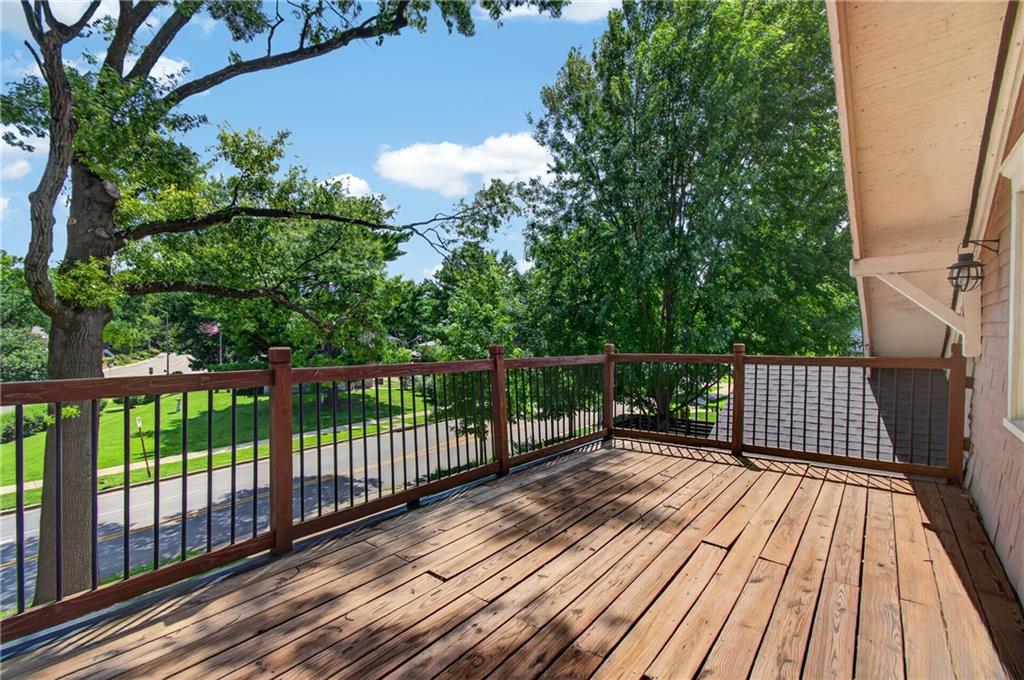 5850 Brookside Boulevard Property Photo 36