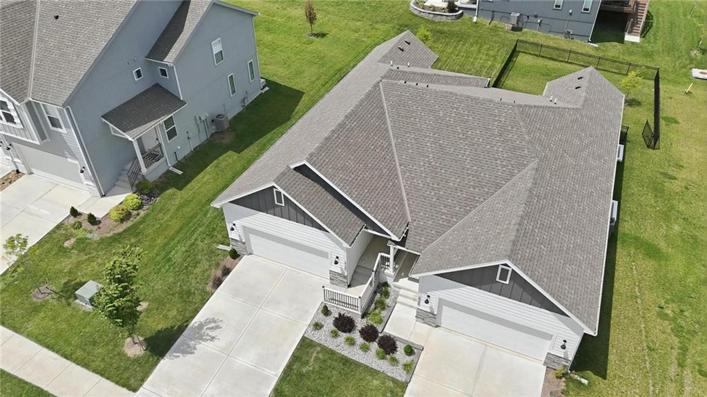 2136 Sw Osage Drive Property Photo 43