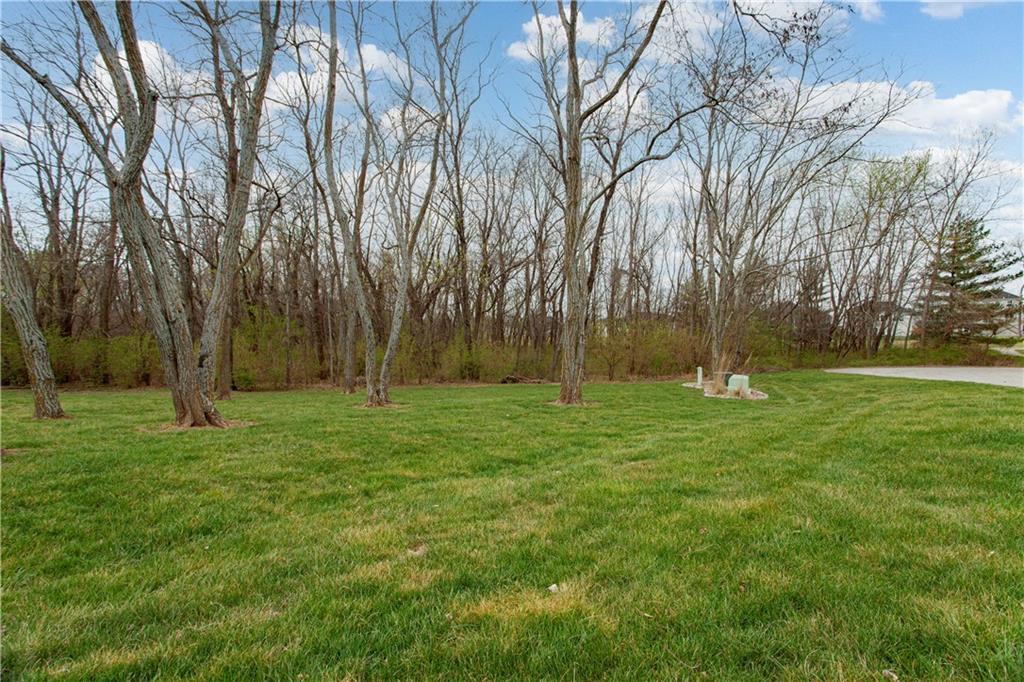 802 Se Willow Ridge Drive Property Photo 6