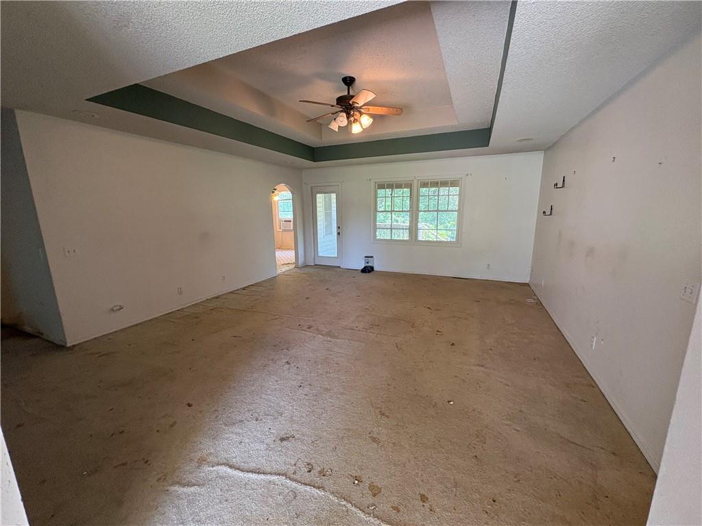 1046 475th Road Property Photo 4