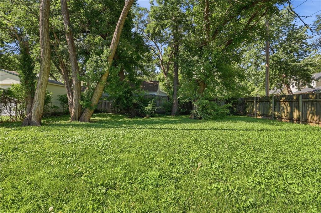 7944 Oak Street Property Photo 29
