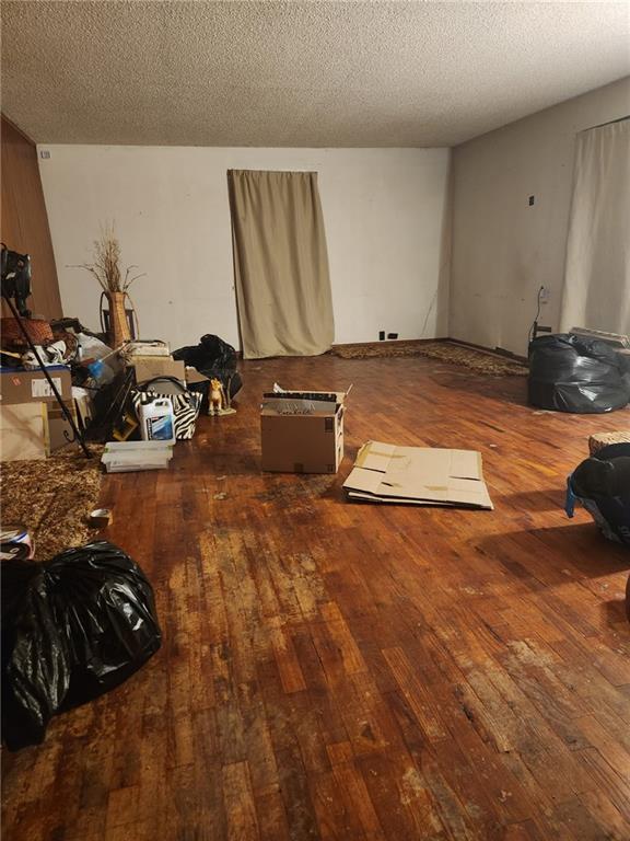 3833 Ruby Avenue Property Photo 3