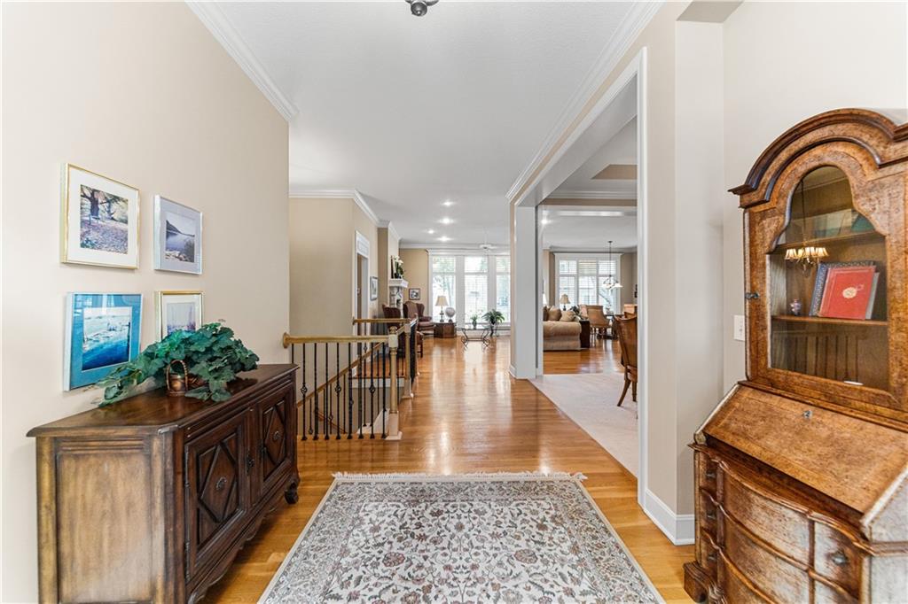 5614 W 131st Terrace Property Photo 7