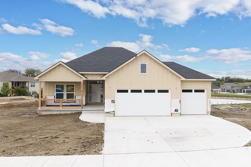 12913 Sewell Avenue Property Photo
