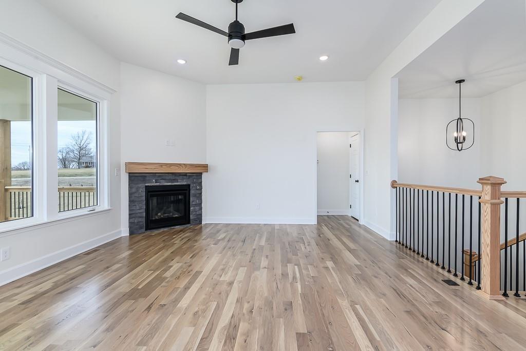 12913 Sewell Avenue Property Photo 4