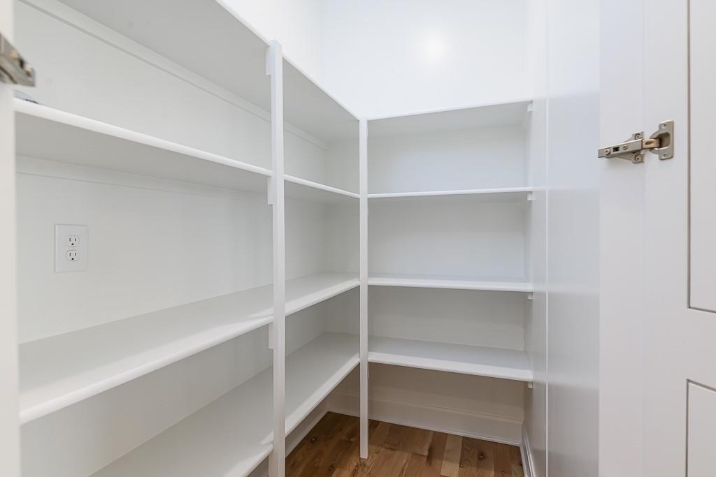 12913 Sewell Avenue Property Photo 10