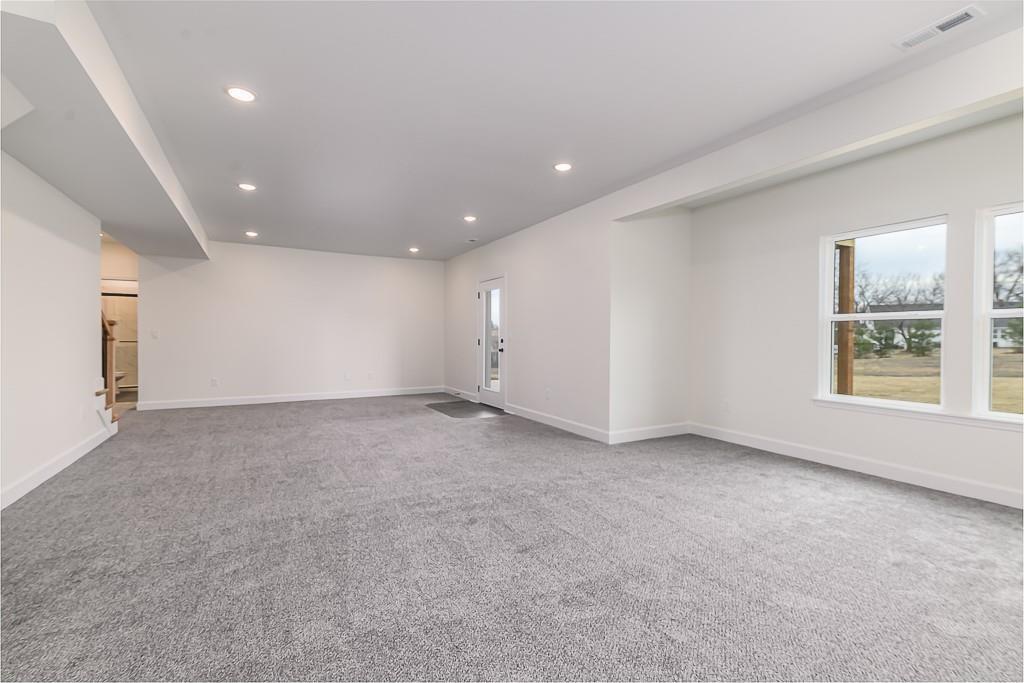 12913 Sewell Avenue Property Photo 21
