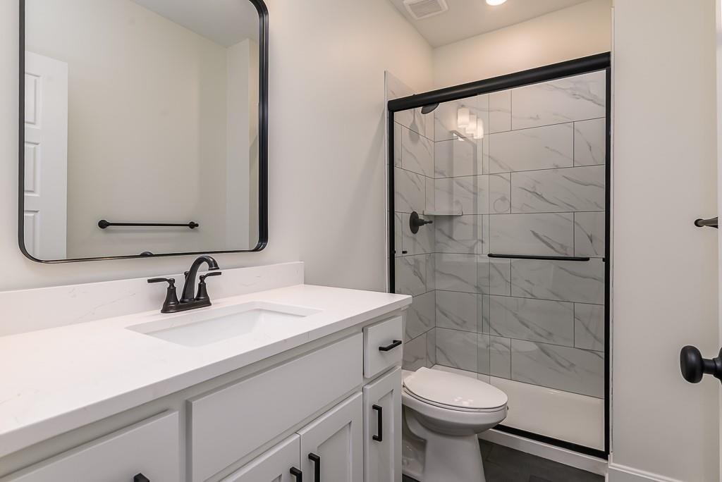 12913 Sewell Avenue Property Photo 23