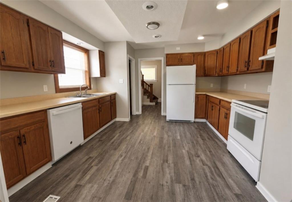 710 N Walnut Street Property Photo 4