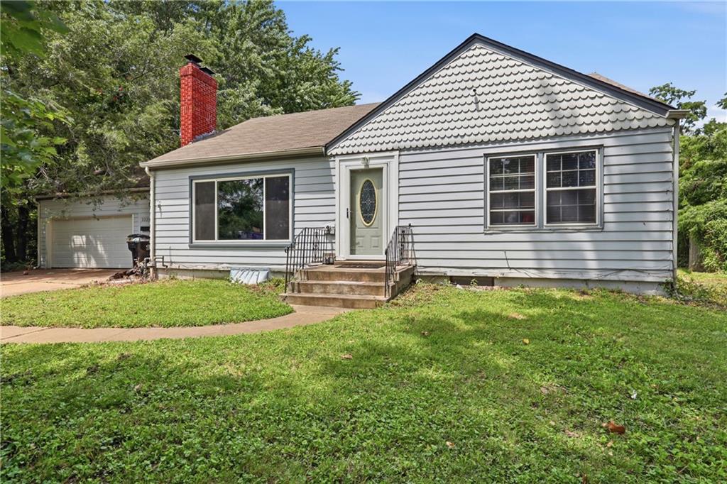 3321 Blue Ridge Boulevard Property Photo 1