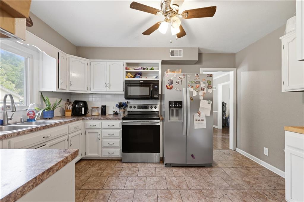 3321 Blue Ridge Boulevard Property Photo 6