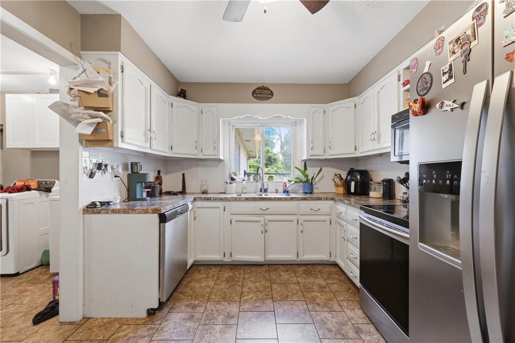 3321 Blue Ridge Boulevard Property Photo 7