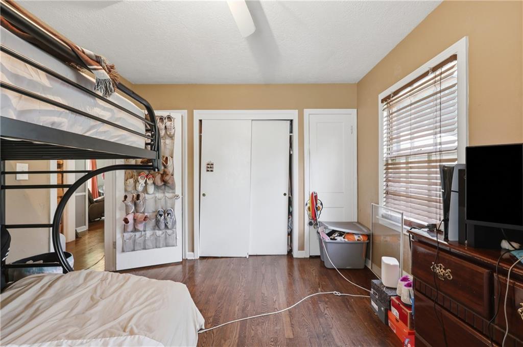 3321 Blue Ridge Boulevard Property Photo 15