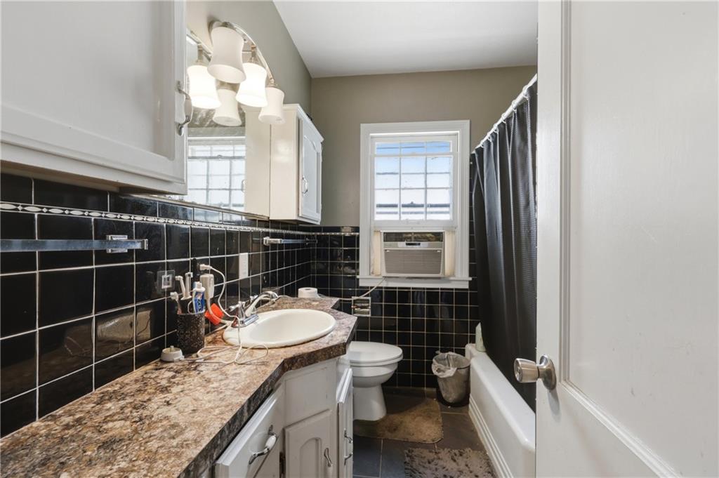 3321 Blue Ridge Boulevard Property Photo 17