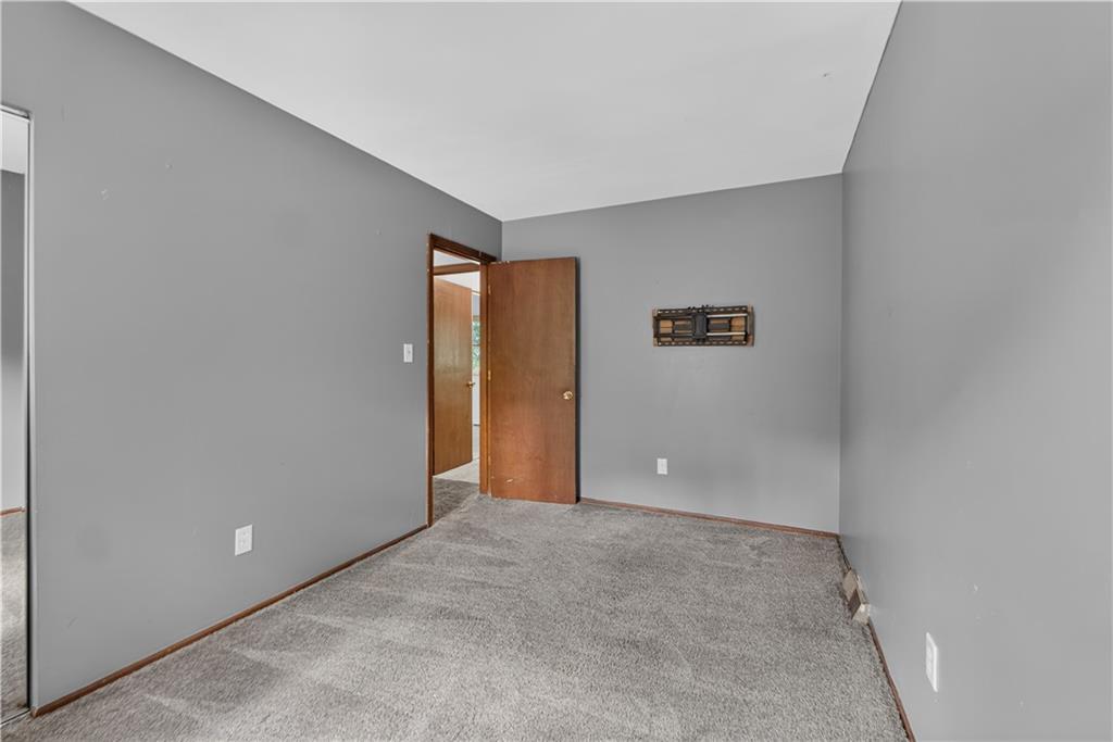 1021 Canterbury Road Property Photo 25