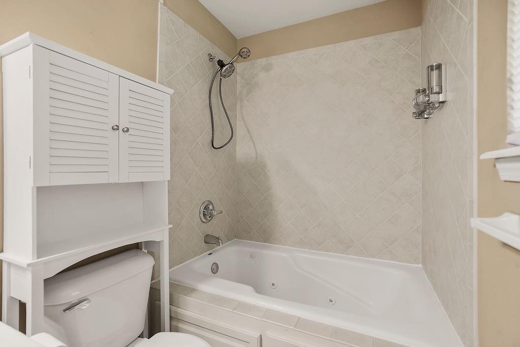 421 Golfview Drive Property Photo 16