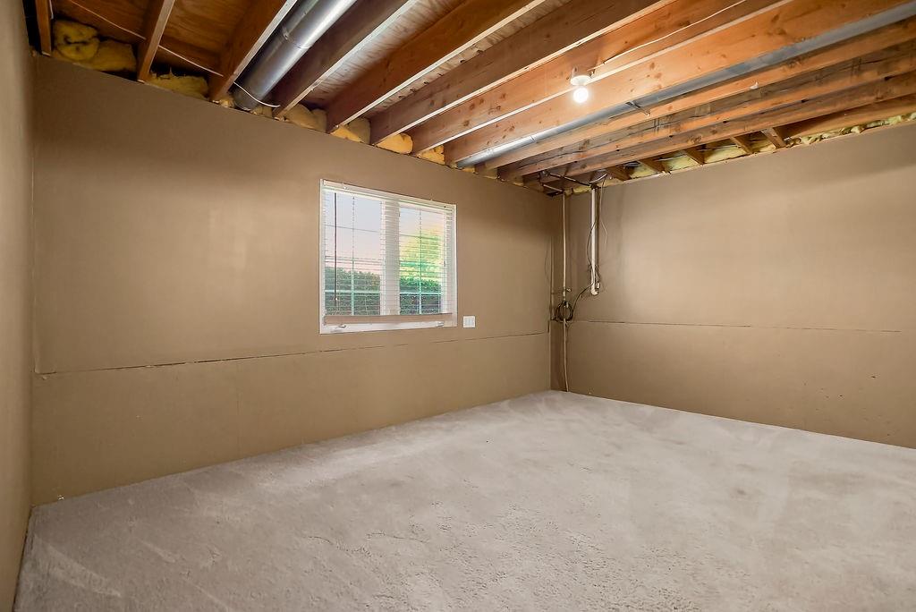 421 Golfview Drive Property Photo 23