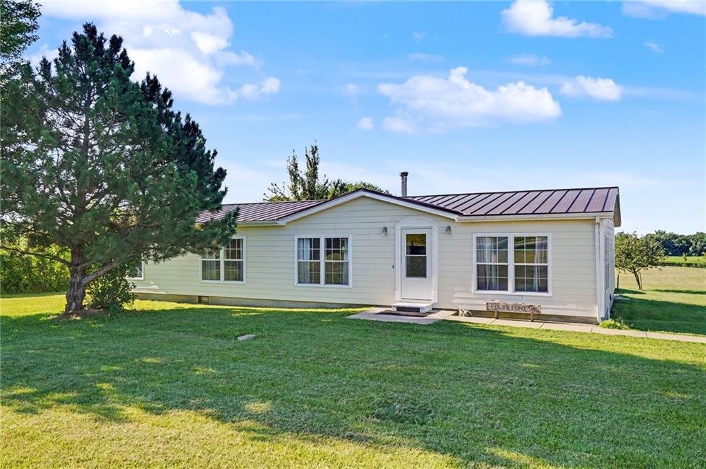 3762 Thomas Rd Thomas Road Property Photo 2