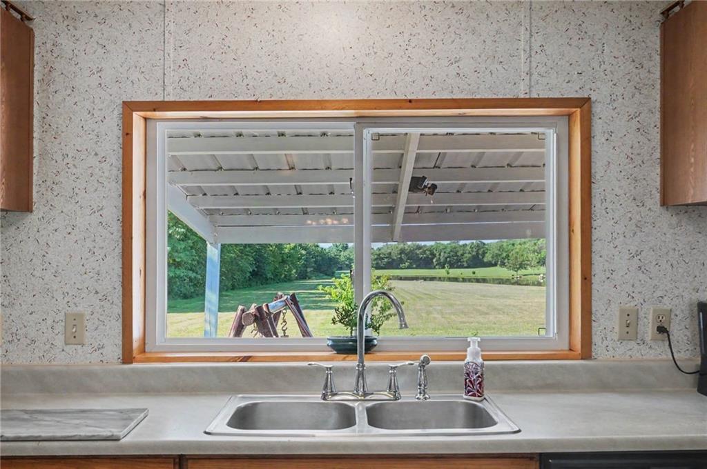 3762 Thomas Rd Thomas Road Property Photo 12