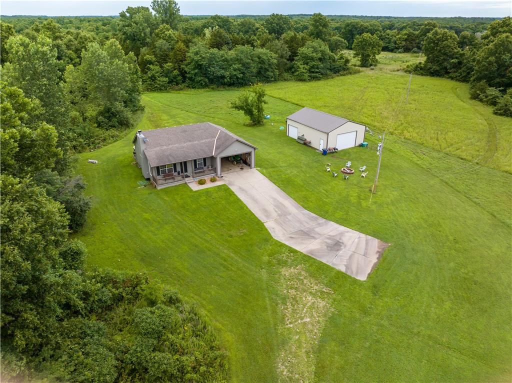685 Ne 1002p Road Property Photo 16