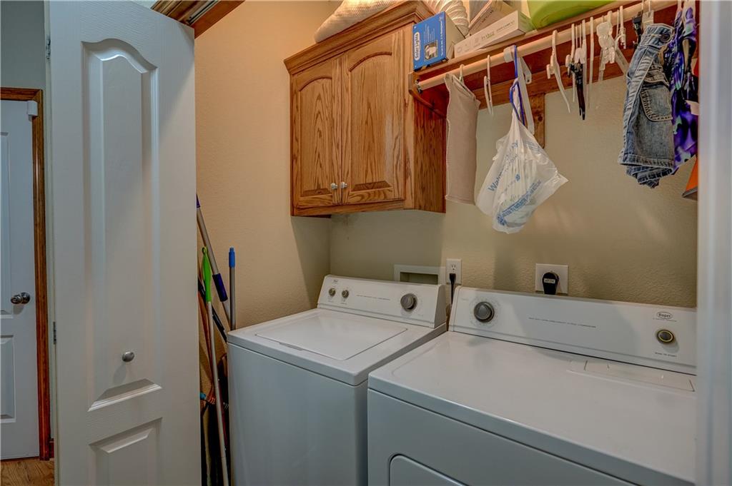 685 Ne 1002p Road Property Photo 34