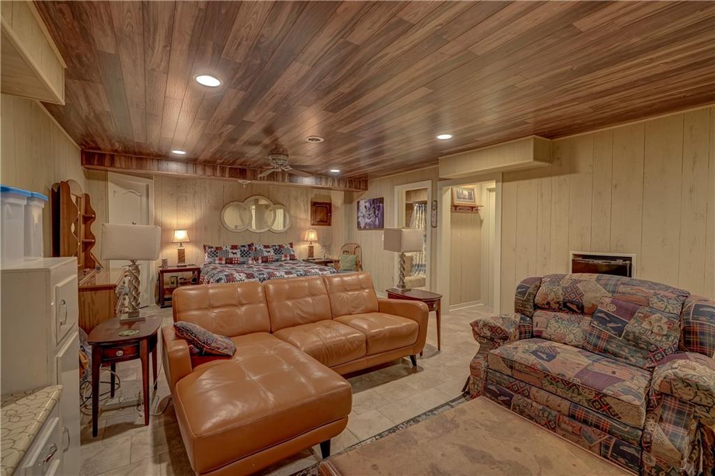 685 Ne 1002p Road Property Photo 45