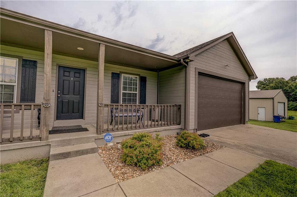 685 Ne 1002p Road Property Photo 54