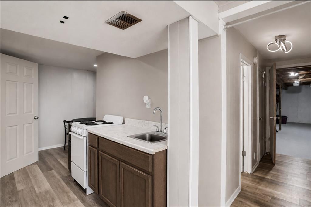 15110 E 43rd Place Property Photo 8