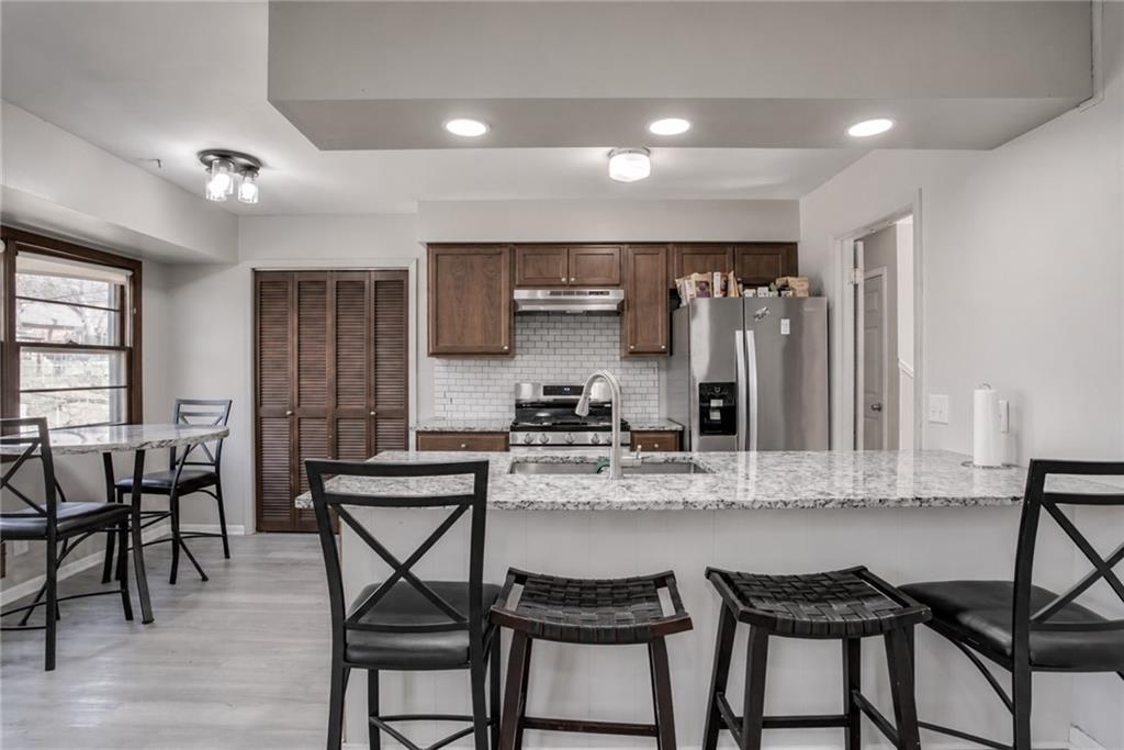 15110 E 43rd Place Property Photo 16