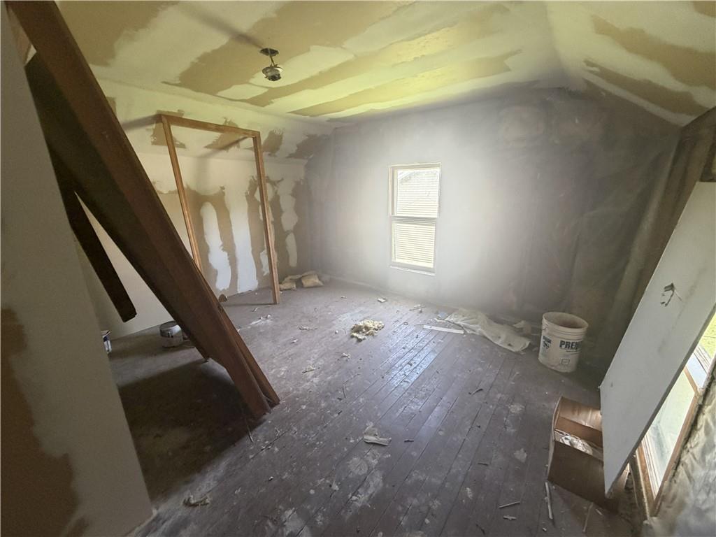 522 N Main Street Property Photo 11