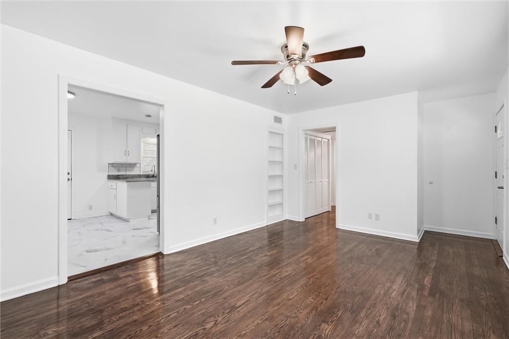 7339 Nall Avenue Property Photo 6