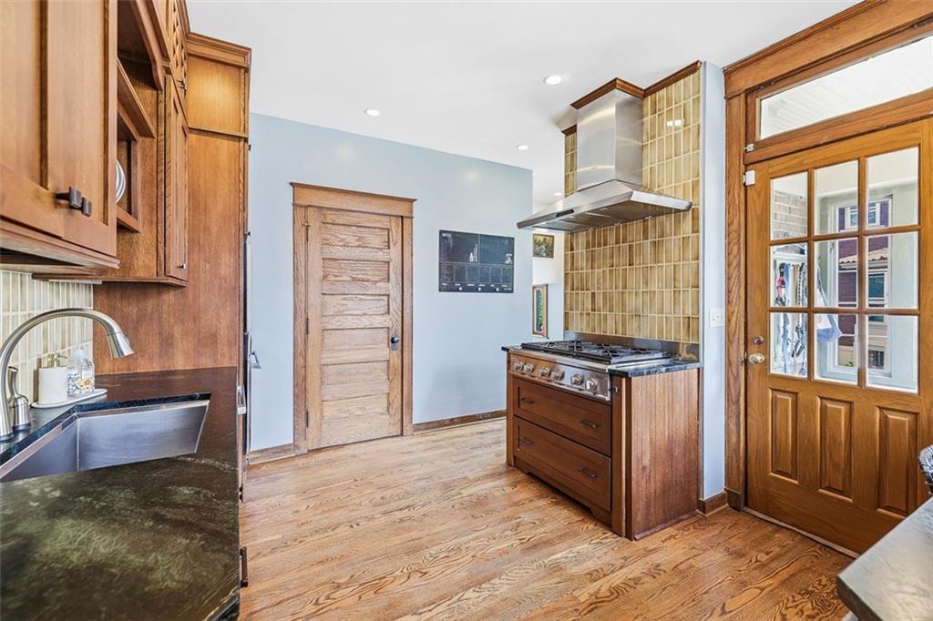 3681 Madison Avenue Property Photo 25