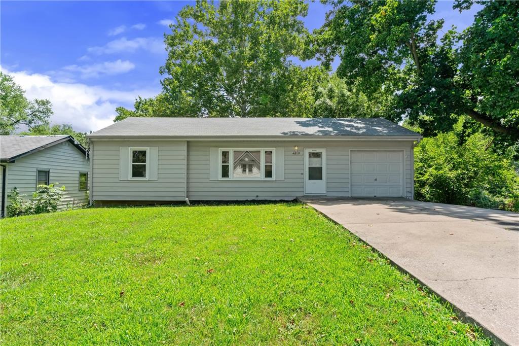 4819 Ne 47th Street Property Photo