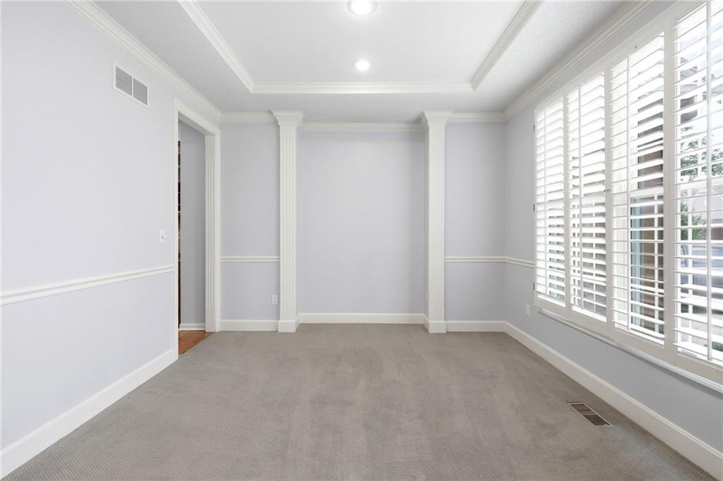 4714 W 139th Terrace Property Photo 4