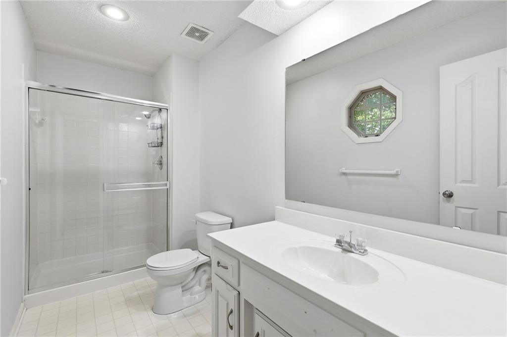 4714 W 139th Terrace Property Photo 33