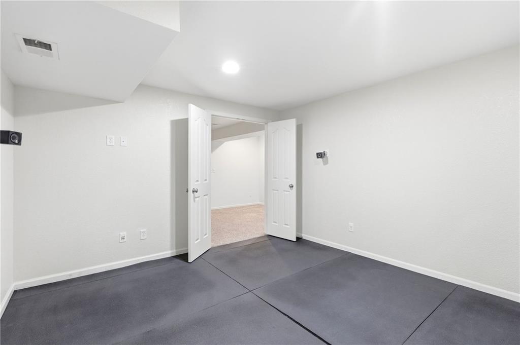 4714 W 139th Terrace Property Photo 42