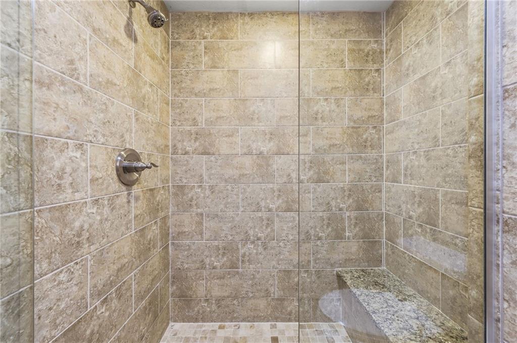 4714 W 139th Terrace Property Photo 47