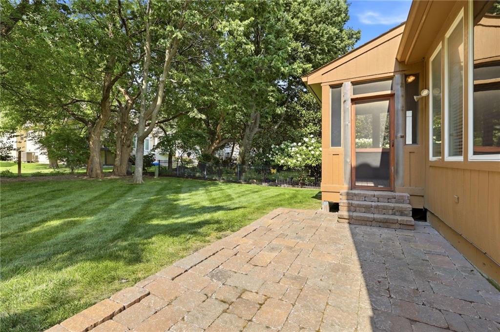 4714 W 139th Terrace Property Photo 49
