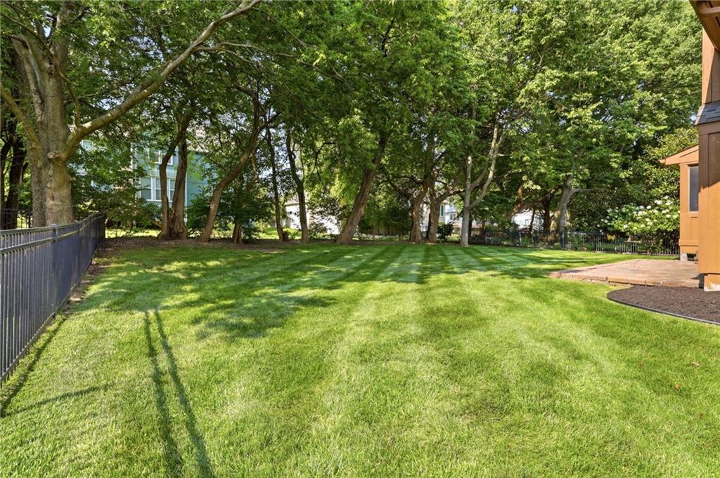 4714 W 139th Terrace Property Photo 52