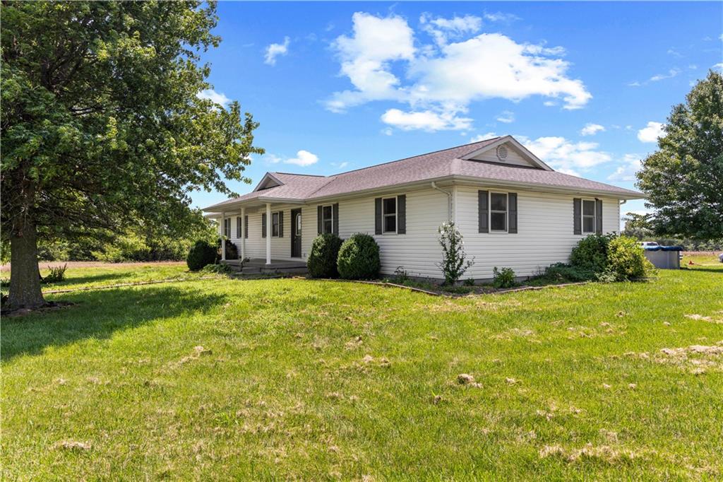 26060 E B Highway Property Photo 1