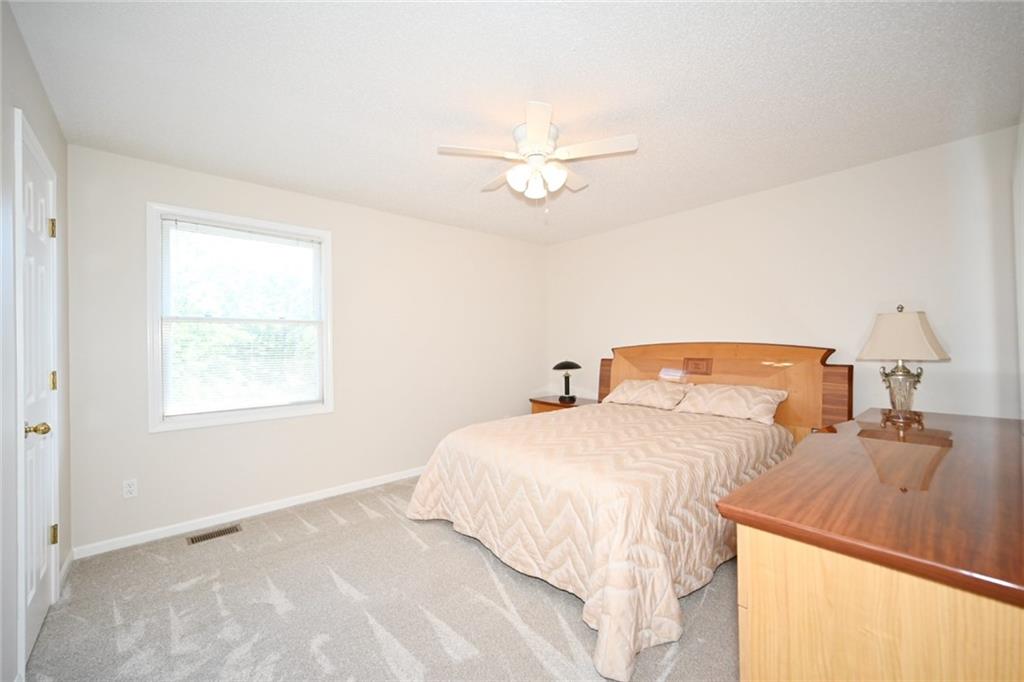 6100 N Cypress Avenue Property Photo 31