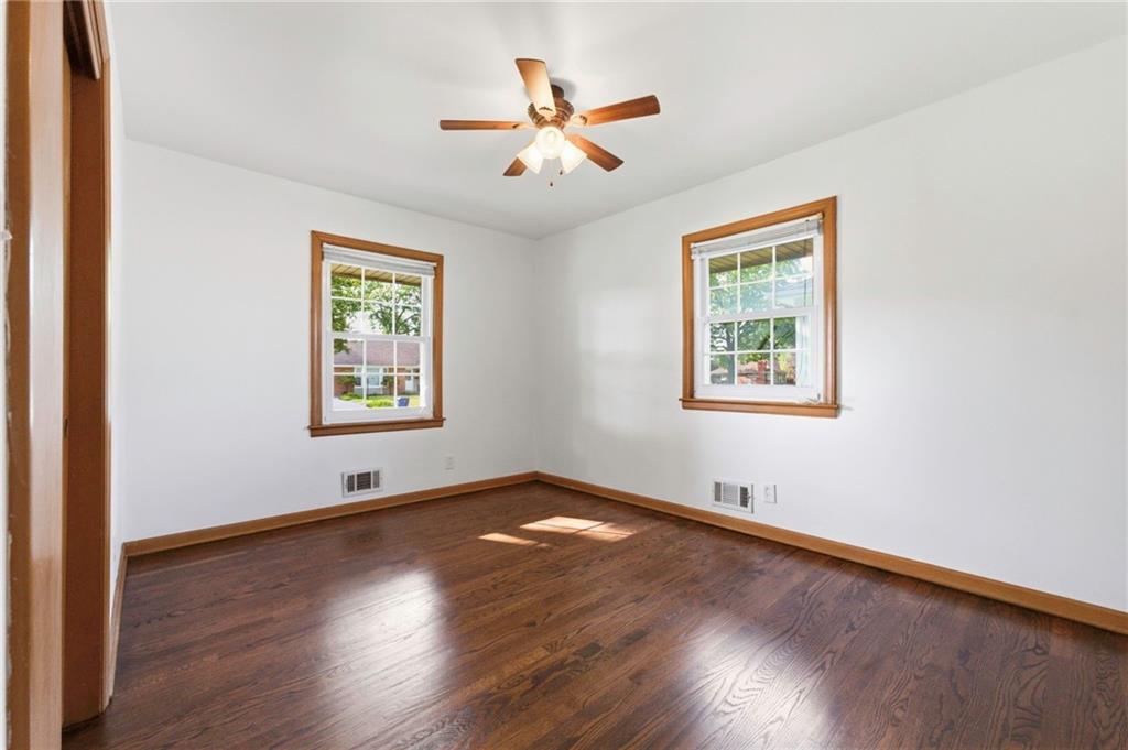 8304 Willow Way Property Photo 7