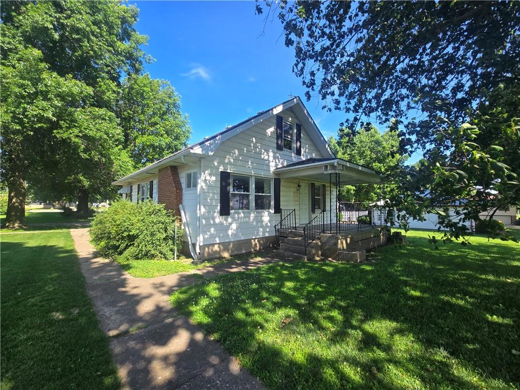 310 N County Road Property Photo 1