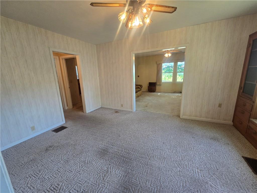 310 N County Road Property Photo 17