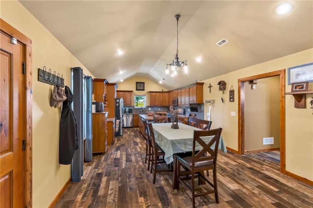 1672 Nw 850th Road Property Photo 9