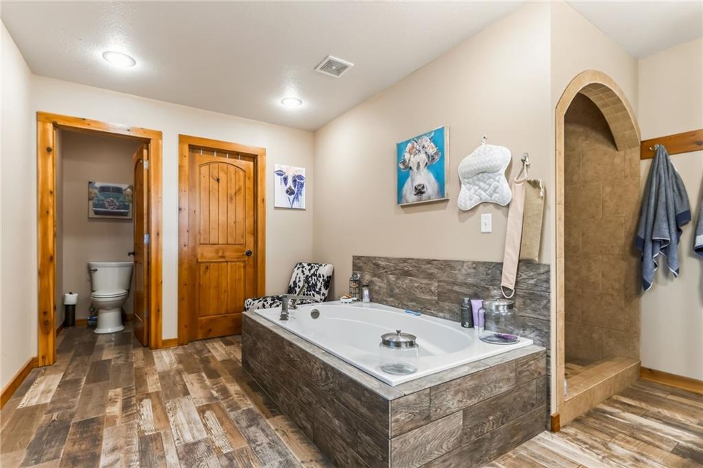 1672 Nw 850th Road Property Photo 32